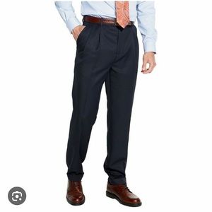 42x32 pleat comfort fit dress pants. Cuffed hem. Croft and Barrow